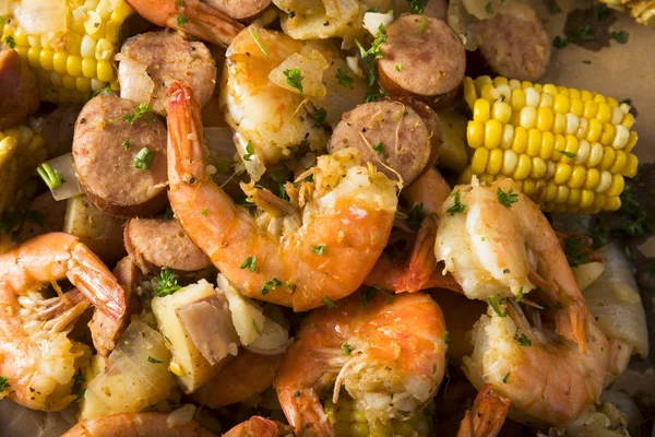 Homemade Traditional Cajun Shrimp Boil — Stock Photo, Image