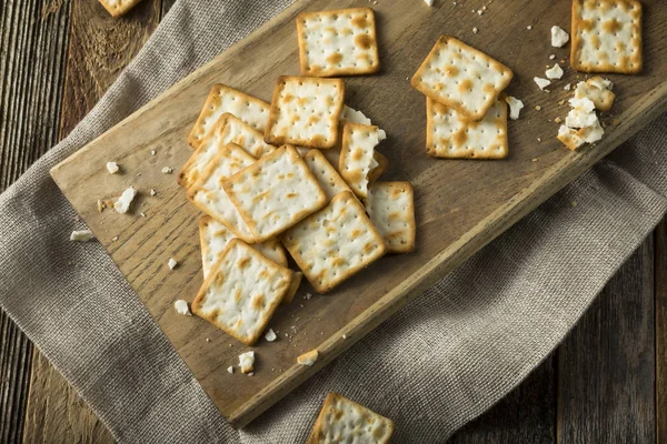 Galletas saladas crujientes sin gluten — Foto de Stock