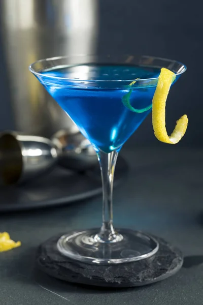 Refrescante Blue Martini Cocktail — Fotografia de Stock