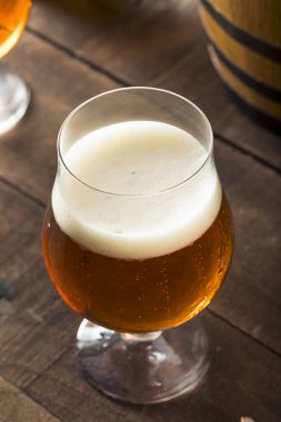 Bourbon varil yenileme bira yaşlı