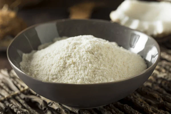 RAW ekologiczne suchy biały kokosowe mąka — Zdjęcie stockowe