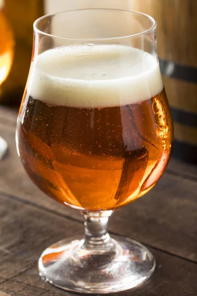 Refrescante cerveza Bourbon Barrel envejecida — Foto de Stock