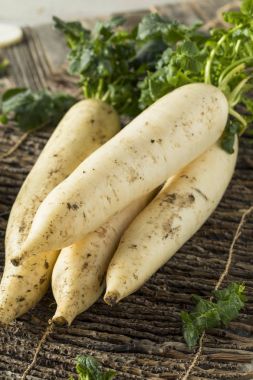 Ham organik beyaz Daikon