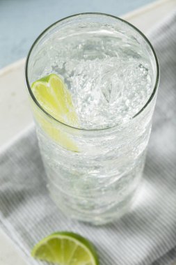 Sert köpüklü su yenileniyor