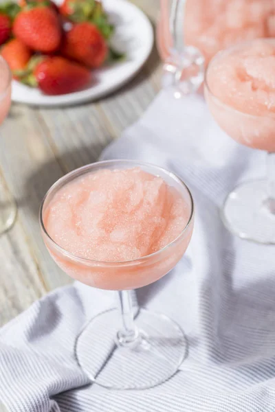 Cold Refreshing Frozen Rose Wine Cocktail — Stock Photo, Image