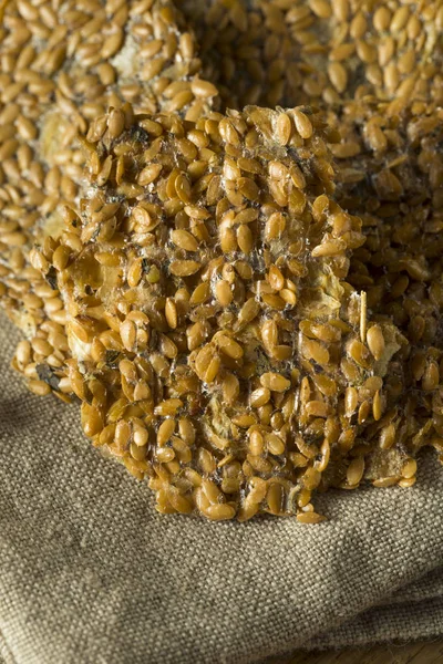 Здоровий домашній крекер для насіння льону — стокове фото