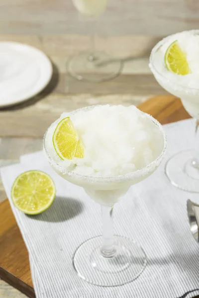 Koude verfrissende Lime bevroren Margarita — Stockfoto