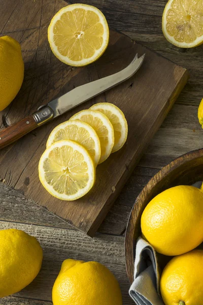 Raw Organic Yellow Lemons — Stock Photo, Image