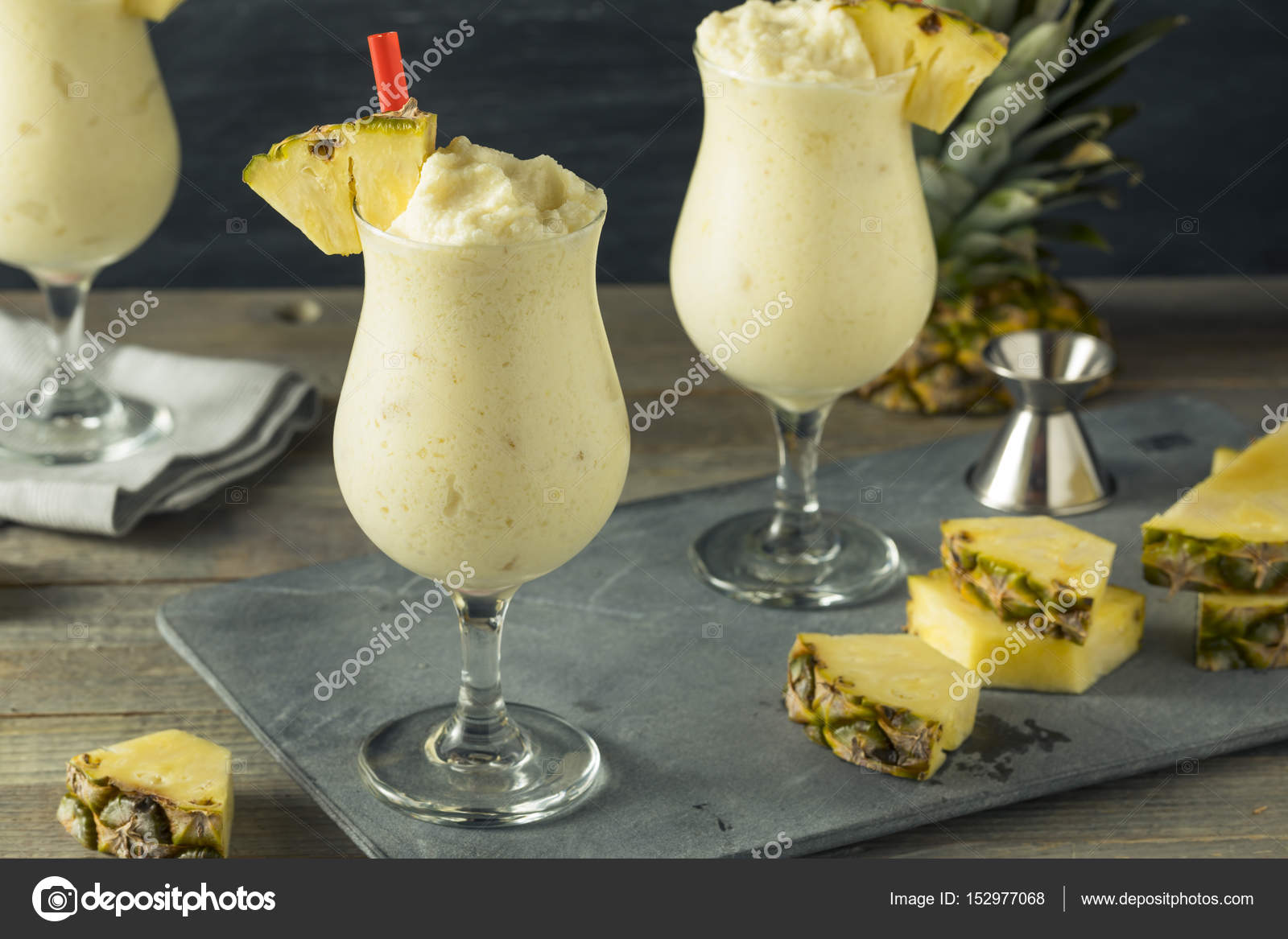 Коктейль пина колада. Пина колада. Коктейль пина колада для коктейлей. Коктейль пина колада. Коктейль пина колада.