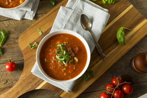 Koude verfrissende Gazpacho soep — Stockfoto