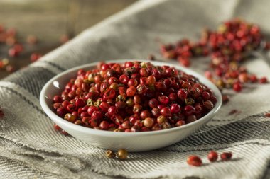 Kuru organik kırmızı karabiber