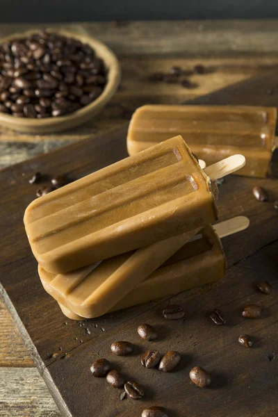 Ev yapımı serinletici buzlu kahve Popsicles