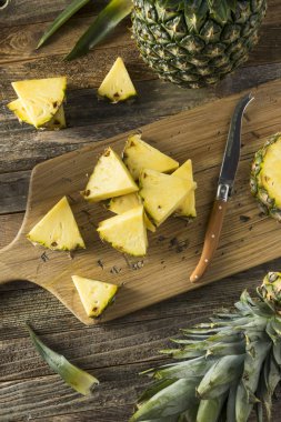 Çiğ sarı organik Hawaiian ananas