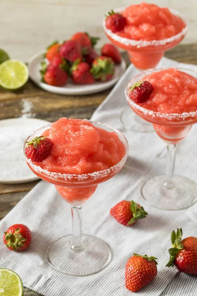 Homemade Red Frozen Strawberry Margarita — Stock Photo, Image