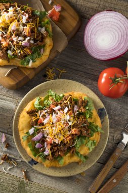 Ev yapımı Hint Fry Tacos ekmek