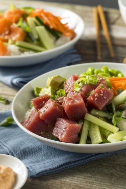 Ham organik Ahi Tuna Poke kase