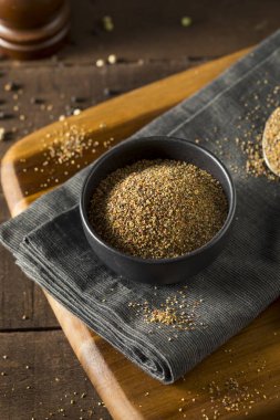 Kuru organik karma zemin biber karışımı