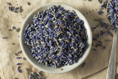 Ham organik kuru mor lavanta baharat