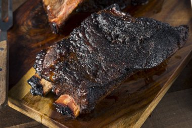 Lezzetli füme dana kaburga