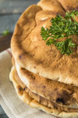 Ev yapımı organik beyaz pide