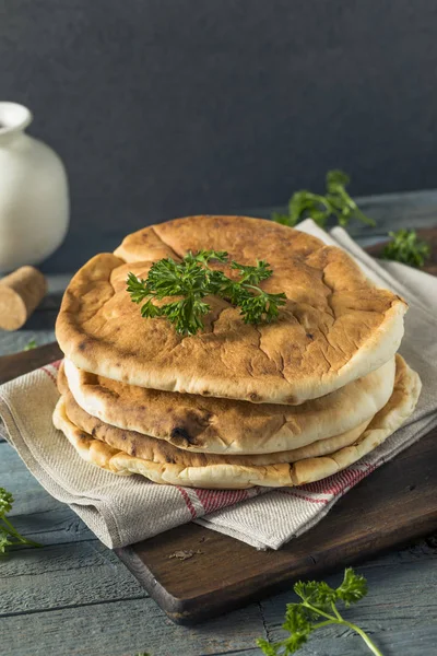 Homemade Organic White PIta Bread — Stock Photo, Image