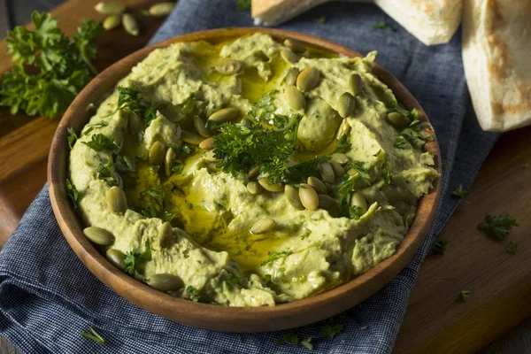 Rauwe biologische Avocado Hummus — Stockfoto