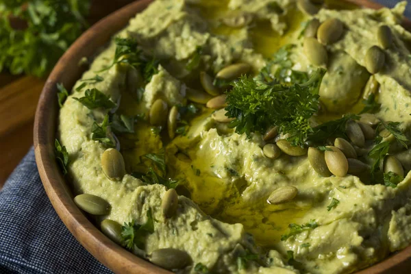 Rauwe biologische Avocado Hummus — Stockfoto