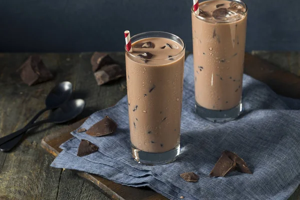 Koude verfrissend Iced warme chocolade melk — Stockfoto