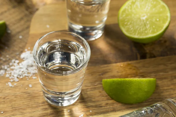 Alkol Mezcal tekila