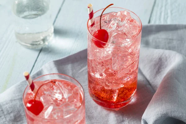 Cocktail de cereja refrescante doce Mocktail — Fotografia de Stock