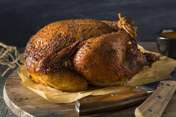 Domácí grilování uzené kuře — Stock fotografie