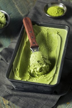 Ev yapımı konservesi çay Matcha dondurma