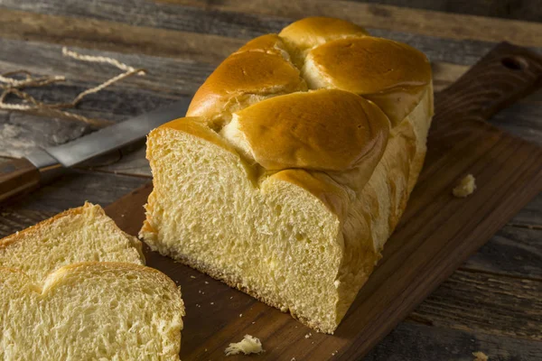 Hemlagad söt Brioche brödlimpa — Stockfoto