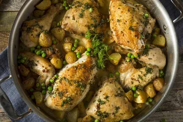 Pollo casero al horno Vesuvio — Foto de Stock