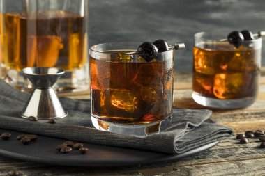 Ev yapımı ayyaş kahve eski moda