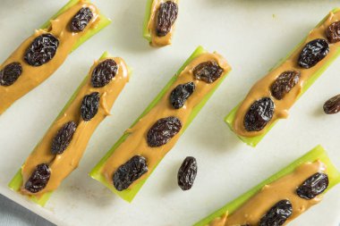 Ev yapımı karıncalar üzerinde bir günlük Snack