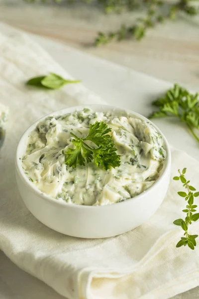 Ev yapımı organik ot tereyağı