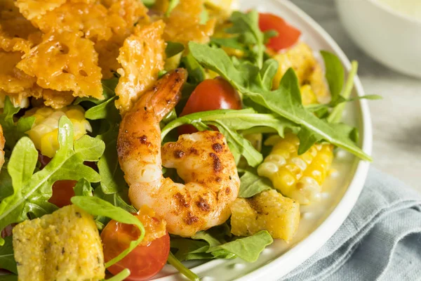 Homemade Arugula Shrimp and Polenta Salad — Stock Photo, Image