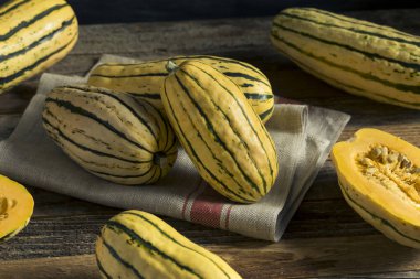 Ham organik Delicata Squash