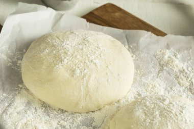 Ham organik beyaz Pizza hamur topu