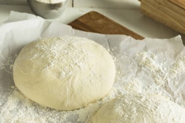 Ham organik beyaz Pizza hamur topu