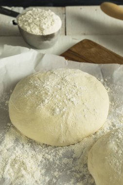 Ham organik beyaz Pizza hamur topu