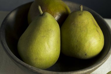 Ham yeşil organik Seckel armut