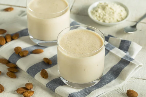 Shake protéiné à la vanille de lactosérum biologique — Photo