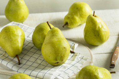 Ham yeşil organik Bartlett armut