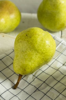 Ham yeşil organik Bartlett armut