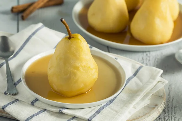 Tatlı ev yapımı Haşlanmış armut