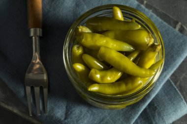 Organik turşu yeşil Spor biber