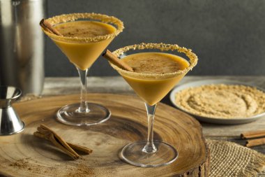 Tatlı ev yapımı kabak votka Martini