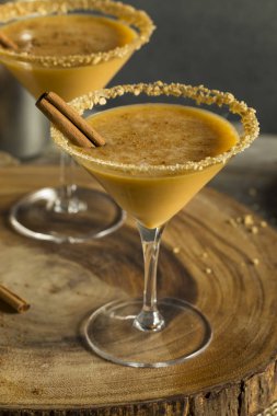 Tatlı ev yapımı kabak votka Martini